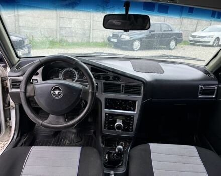 Дэу Нексия 2012 в Ивано-Франковске на Automoto.ua Белый Дэу Нексия, объемом двигателя 1.5 л и пробегом 300 тыс. км за 950 $, фото 8 на Automoto.ua