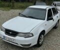 Дэу Нексия 2012 в Ивано-Франковске на Automoto.ua Белый Дэу Нексия, объемом двигателя 1.5 л и пробегом 300 тыс. км за 950 $, фото 2 на Automoto.ua