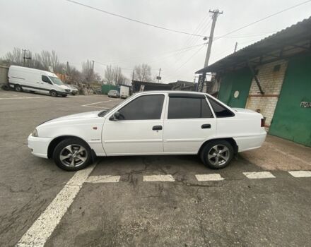 Белый Дэу Нексия, объемом двигателя 1.6 л и пробегом 122 тыс. км за 3450 $, фото 2 на Automoto.ua