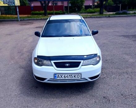 Белый Дэу Нексия, объемом двигателя 1.5 л и пробегом 240 тыс. км за 2000 $, фото 3 на Automoto.ua