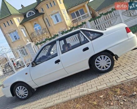 Белый Дэу Нексия, объемом двигателя 1.6 л и пробегом 321 тыс. км за 1600 $, фото 38 на Automoto.ua