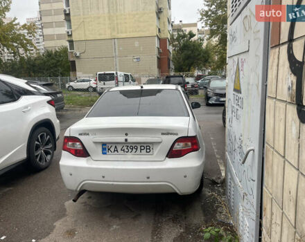 Белый Дэу Нексия, объемом двигателя 1.6 л и пробегом 145 тыс. км за 2000 $, фото 5 на Automoto.ua