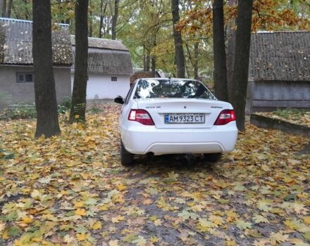 Белый Дэу Нексия, объемом двигателя 1.6 л и пробегом 1 тыс. км за 1700 $, фото 2 на Automoto.ua