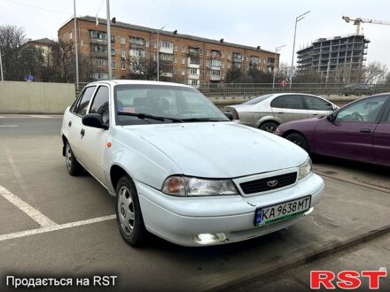 Дэу Нексия 1995 в Киеве на Automoto.ua Белый Дэу Нексия, объемом двигателя 1.5 л и пробегом 268 тыс. км за 1300 $, фото 1 на Automoto.ua