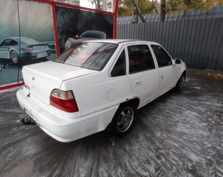 Деу Нексія 1996 у Дніпро (Дніпропетровську) на Automoto.ua Білий Деу Нексія, об'ємом двигуна 1.5 л та пробігом 300 тис. км за 699 $, фото 1 на Automoto.ua