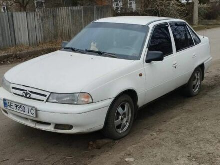 Деу Нексія 1996 у Дружковке на Automoto.ua Білий Деу Нексія, об'ємом двигуна 1.5 л та пробігом 2 тис. км за 2000 $, фото 1 на Automoto.ua