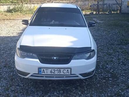 Деу Нексія 1996 у Городенке на Automoto.ua Білий Деу Нексія, об'ємом двигуна 1.5 л та пробігом 300 тис. км за 2800 $, фото 1 на Automoto.ua