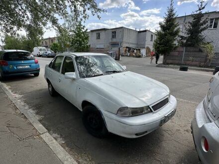 Деу Нексія 1998 у Києві на Automoto.ua Білий Деу Нексія, об'ємом двигуна 1.4 л та пробігом 777 тис. км за 599 $, фото 1 на Automoto.ua