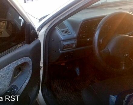 Белый Дэу Нексия, объемом двигателя 1.6 л и пробегом 0 тыс. км за 1250 $, фото 1 на Automoto.ua