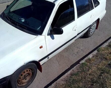 Белый Дэу Нексия, объемом двигателя 1.5 л и пробегом 250 тыс. км за 480 $, фото 1 на Automoto.ua