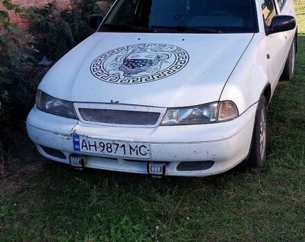 Белый Дэу Нексия, объемом двигателя 1.5 л и пробегом 274 тыс. км за 1500 $, фото 1 на Automoto.ua