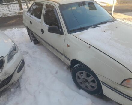 Белый Дэу Нексия, объемом двигателя 1.5 л и пробегом 96 тыс. км за 2700 $, фото 1 на Automoto.ua