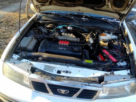 Белый Дэу Нексия, объемом двигателя 1.6 л и пробегом 280 тыс. км за 1300 $, фото 1 на Automoto.ua