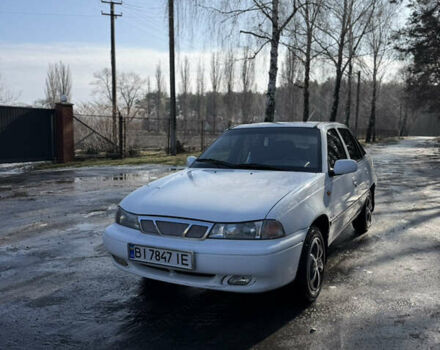 Белый Дэу Нексия, объемом двигателя 1.5 л и пробегом 130 тыс. км за 1800 $, фото 1 на Automoto.ua