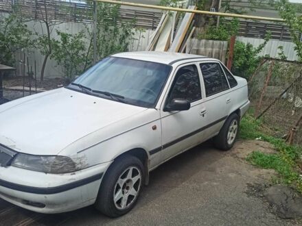 Дэу Нексия 2007 в Одессе на Automoto.ua Белый Дэу Нексия, объемом двигателя 1.5 л и пробегом 250 тыс. км за 846 $, фото 1 на Automoto.ua