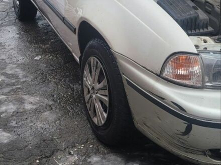 Белый Дэу Нексия, объемом двигателя 1.5 л и пробегом 112 тыс. км за 1300 $, фото 1 на Automoto.ua