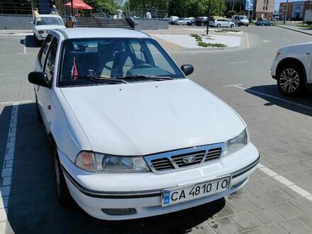 Дэу Нексия 2008 в Черкассах на Automoto.ua Белый Дэу Нексия, объемом двигателя 1.5 л и пробегом 189 тыс. км за 2000 $, фото 1 на Automoto.ua