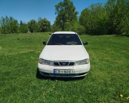 Белый Дэу Нексия, объемом двигателя 1.5 л и пробегом 99 тыс. км за 600 $, фото 1 на Automoto.ua