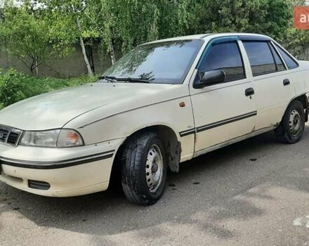 Белый Дэу Нексия, объемом двигателя 1.5 л и пробегом 281 тыс. км за 1400 $, фото 1 на Automoto.ua