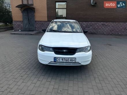 Білий Деу Нексія, об'ємом двигуна 1.5 л та пробігом 150 тис. км за 1750 $, фото 1 на Automoto.ua
