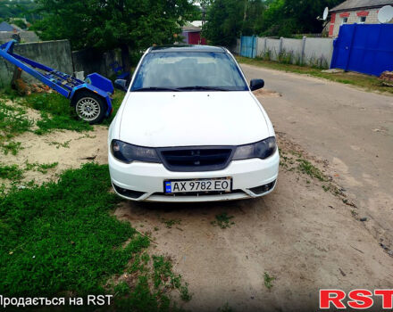 Белый Дэу Нексия, объемом двигателя 1.6 л и пробегом 200 тыс. км за 2888 $, фото 1 на Automoto.ua
