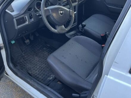 Белый Дэу Нексия, объемом двигателя 1.5 л и пробегом 325 тыс. км за 1350 $, фото 1 на Automoto.ua