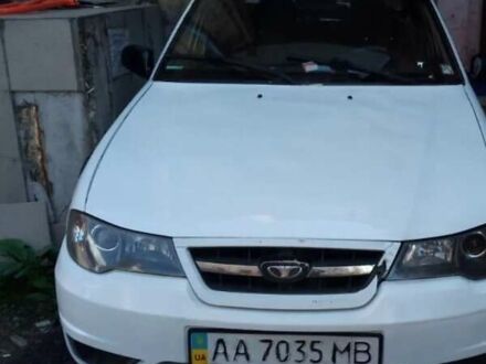 Білий Деу Нексія, об'ємом двигуна 1.6 л та пробігом 325 тис. км за 1300 $, фото 1 на Automoto.ua