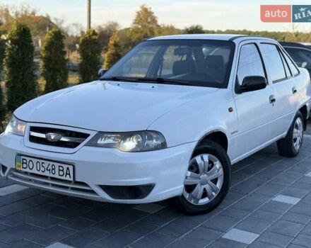 Белый Дэу Нексия, объемом двигателя 1.6 л и пробегом 150 тыс. км за 1650 $, фото 1 на Automoto.ua