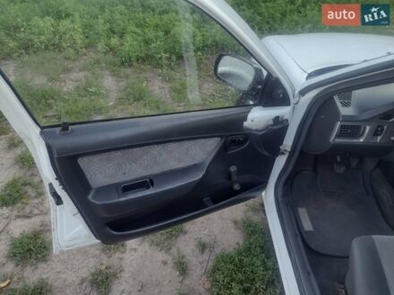 Белый Дэу Нексия, объемом двигателя 1.6 л и пробегом 88 тыс. км за 1700 $, фото 1 на Automoto.ua