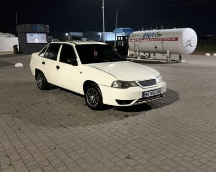 Белый Дэу Нексия, объемом двигателя 1.5 л и пробегом 180 тыс. км за 1950 $, фото 1 на Automoto.ua