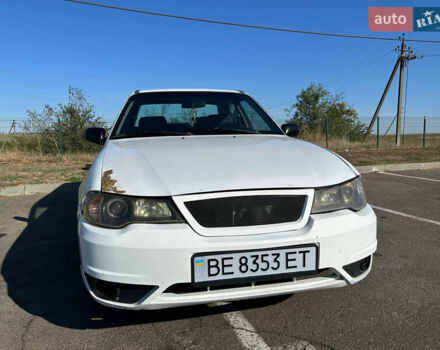 Белый Дэу Нексия, объемом двигателя 1.5 л и пробегом 155 тыс. км за 2300 $, фото 1 на Automoto.ua