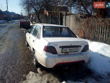 Белый Дэу Нексия, объемом двигателя 1.5 л и пробегом 450 тыс. км за 1600 $, фото 1 на Automoto.ua