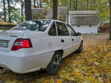 Дэу Нексия 2013 в Житомире на Automoto.ua Белый Дэу Нексия, объемом двигателя 1.6 л и пробегом 1 тыс. км за 1700 $, фото 1 на Automoto.ua