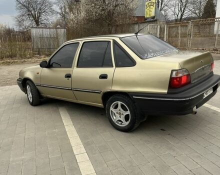 Бежевий Деу Нексія, об'ємом двигуна 1.5 л та пробігом 178 тис. км за 1500 $, фото 2 на Automoto.ua