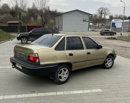 Бежевий Деу Нексія, об'ємом двигуна 1.5 л та пробігом 178 тис. км за 1500 $, фото 4 на Automoto.ua