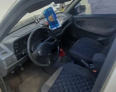 Бежевый Дэу Нексия, объемом двигателя 0 л и пробегом 100 тыс. км за 700 $, фото 2 на Automoto.ua