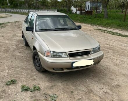 Бежевий Деу Нексія, об'ємом двигуна 1.6 л та пробігом 200 тис. км за 1200 $, фото 1 на Automoto.ua