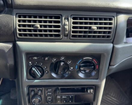 Бежевый Дэу Нексия, объемом двигателя 1.5 л и пробегом 280 тыс. км за 1000 $, фото 6 на Automoto.ua