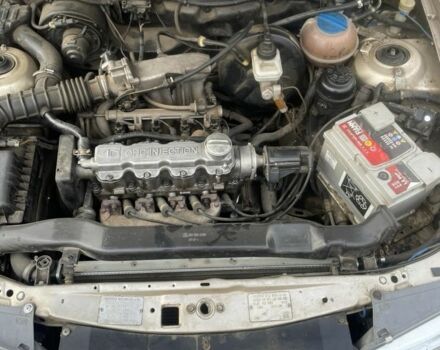 Бежевый Дэу Нексия, объемом двигателя 1.5 л и пробегом 250 тыс. км за 850 $, фото 4 на Automoto.ua