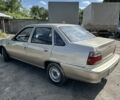 Бежевый Дэу Нексия, объемом двигателя 1.5 л и пробегом 280 тыс. км за 1200 $, фото 1 на Automoto.ua