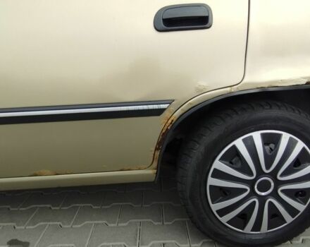 Бежевый Дэу Нексия, объемом двигателя 1.5 л и пробегом 230 тыс. км за 500 $, фото 7 на Automoto.ua