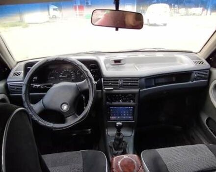 Бежевый Дэу Нексия, объемом двигателя 1.5 л и пробегом 230 тыс. км за 500 $, фото 1 на Automoto.ua