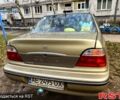 Бежевый Дэу Нексия, объемом двигателя 1.5 л и пробегом 160 тыс. км за 650 $, фото 3 на Automoto.ua