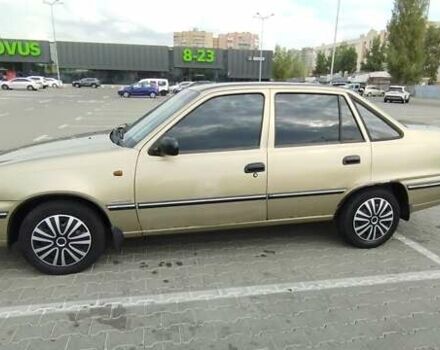 Бежевый Дэу Нексия, объемом двигателя 1.5 л и пробегом 230 тыс. км за 500 $, фото 13 на Automoto.ua