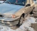 Бежевый Дэу Нексия, объемом двигателя 1.5 л и пробегом 260 тыс. км за 600 $, фото 9 на Automoto.ua
