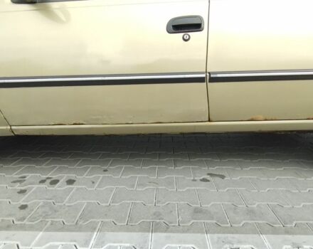 Бежевый Дэу Нексия, объемом двигателя 1.5 л и пробегом 230 тыс. км за 500 $, фото 4 на Automoto.ua