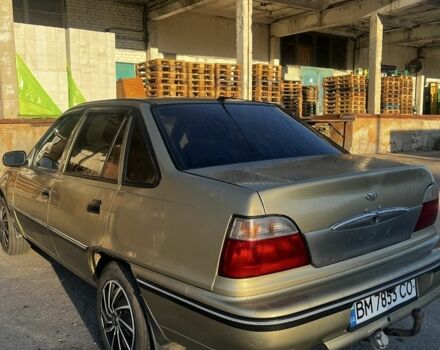 Бежевый Дэу Нексия, объемом двигателя 1.5 л и пробегом 263 тыс. км за 1450 $, фото 5 на Automoto.ua