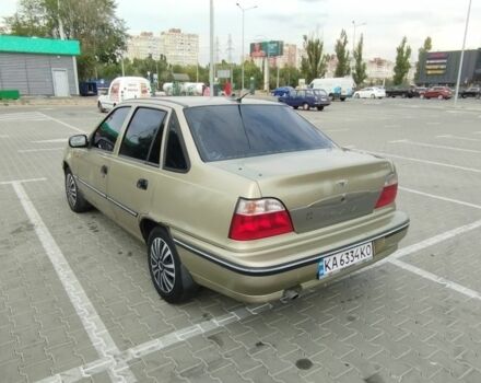 Бежевый Дэу Нексия, объемом двигателя 1.5 л и пробегом 230 тыс. км за 500 $, фото 5 на Automoto.ua