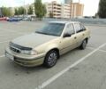 Бежевый Дэу Нексия, объемом двигателя 1.5 л и пробегом 230 тыс. км за 500 $, фото 2 на Automoto.ua