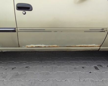 Бежевый Дэу Нексия, объемом двигателя 1.5 л и пробегом 230 тыс. км за 500 $, фото 10 на Automoto.ua